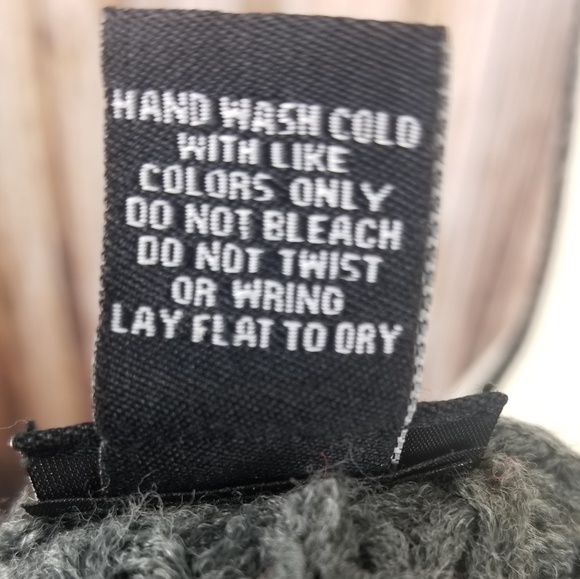 Rue21 | Gray & Hotpink LS Tunic Striped Sweater - Picture 7 of 7